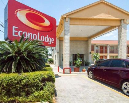 Econo Lodge Houston Brookhollow - image 20