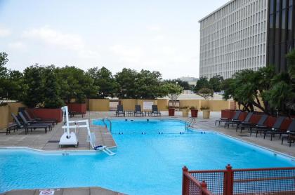 DoubleTree by Hilton Hotel Houston Greenway Plaza - image 13