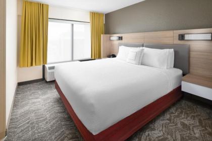 SpringHill Suites Houston Hobby Airport - image 7