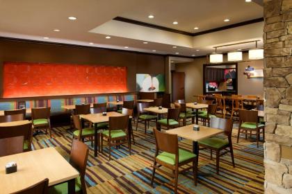 Fairfield Inn & Suites Houston Intercontinental Airport - image 9