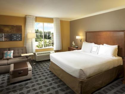 TownePlace Suites Houston Intercontinental Airport - image 13