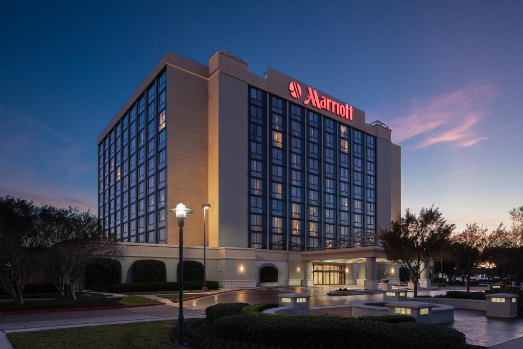 Houston Marriott South at Hobby Airport - main image