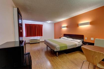 Motel 6-Houston TX - Hobby - image 12