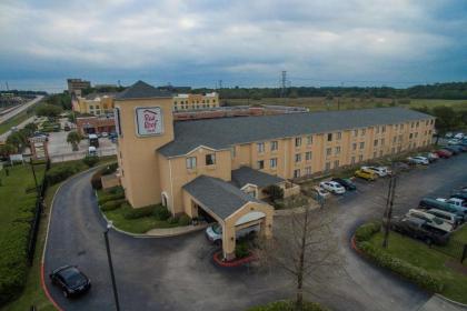 Red Roof Inn Houston - IAH Airport/JFK BLVD - image 7