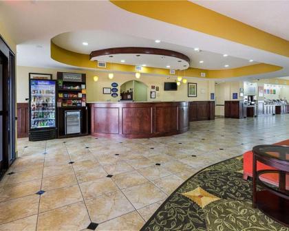 Days Inn & Suites by Wyndham Houston / West Energy Corridor - image 12