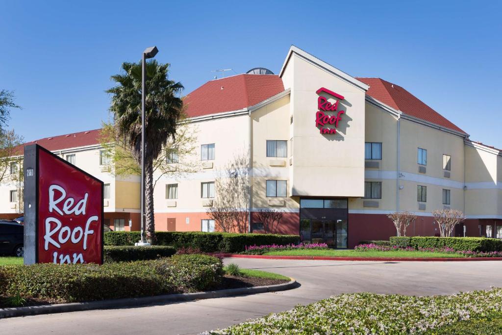 Red Roof Inn Houston Westchase - main image