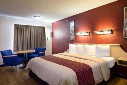 Red Roof Inn Houston Westchase - image 18