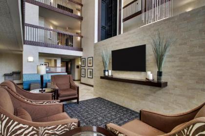 GreenTree Hotel - Houston Hobby Airport - image 1