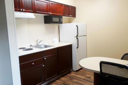 Extended Stay America Suites - Houston - Med Ctr - NRG Park - Braeswood Blvd - image 11