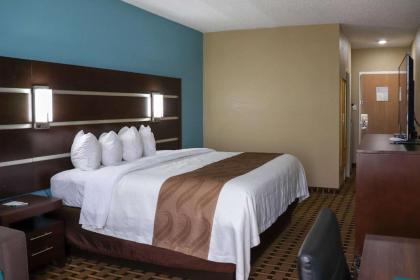 Quality Inn - image 2