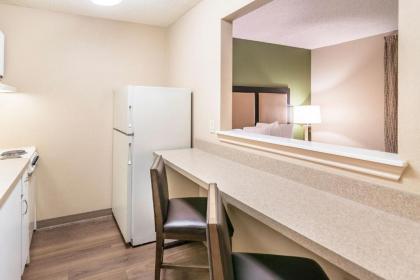 Extended Stay America Suites - Houston - Westchase - Westheimer - image 12