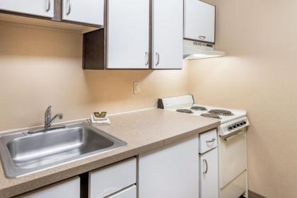 Extended Stay America Suites - Houston - Westchase - Westheimer - image 13