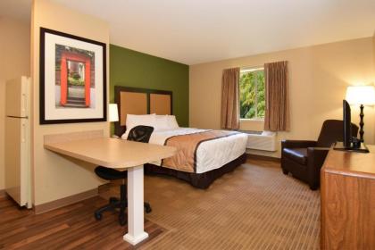 Extended Stay America Suites - Houston - Med Ctr - NRG Park - Kirby - image 10