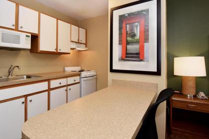 Extended Stay America Suites - Houston - Med Ctr - NRG Park - Kirby - image 9