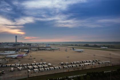 Houston Airport Marriott at George Bush Intercontinental - image 14