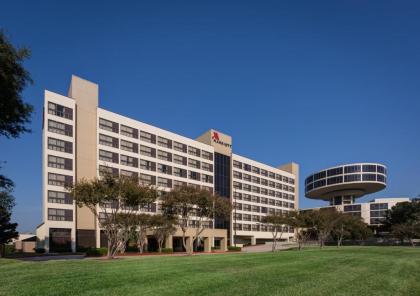 Houston Airport Marriott at George Bush Intercontinental - image 8