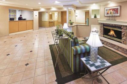 La Quinta by Wyndham Houston NW Brookhallow - image 5