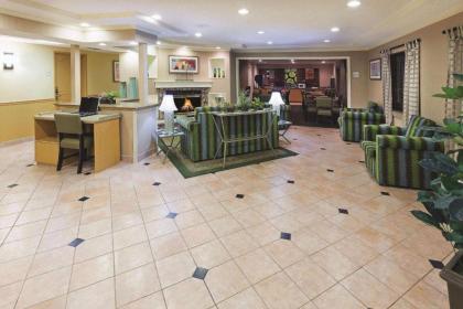 La Quinta by Wyndham Houston NW Brookhallow - image 6