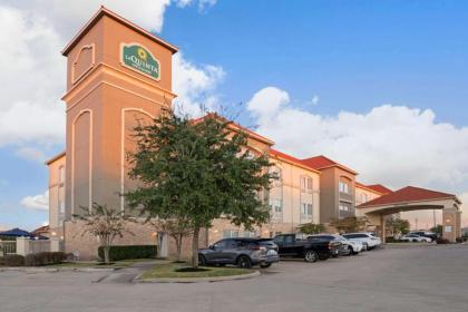 La Quinta by Wyndham Houston - Westchase - image 1