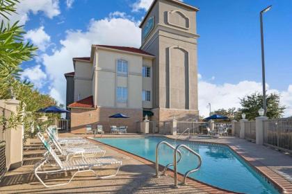 La Quinta by Wyndham Houston - Westchase - image 13