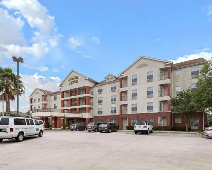 Mainstay Suites Texas Medical Center/Reliant Park - image 1