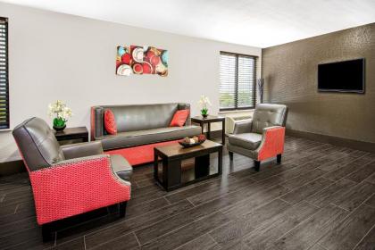 Holiday Inn Houston SW-Near Sugar Land an IHG Hotel - image 16