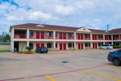 Scottish Inn and Suites Houston-Jones Road - image 4