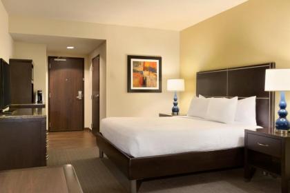 Hilton Garden Inn Houston NW America Plaza - image 13