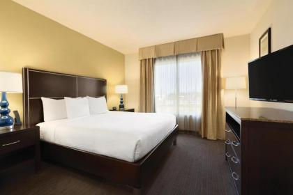 Hilton Garden Inn Houston NW America Plaza - image 16