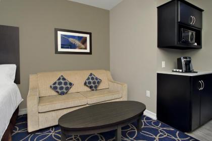 Holiday Inn Express and Suites Houston North - IAH Area an IHG Hotel - image 15