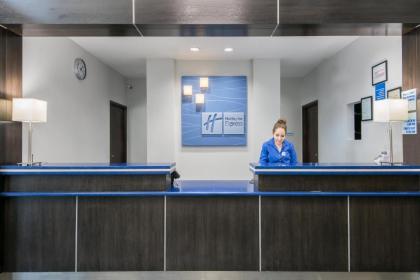 Holiday Inn Express and Suites Houston North - IAH Area an IHG Hotel - image 8