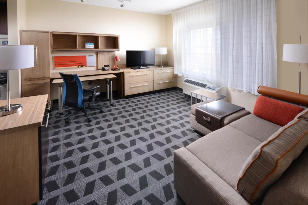 TownePlace Suites by Marriott Houston Galleria Area - image 2