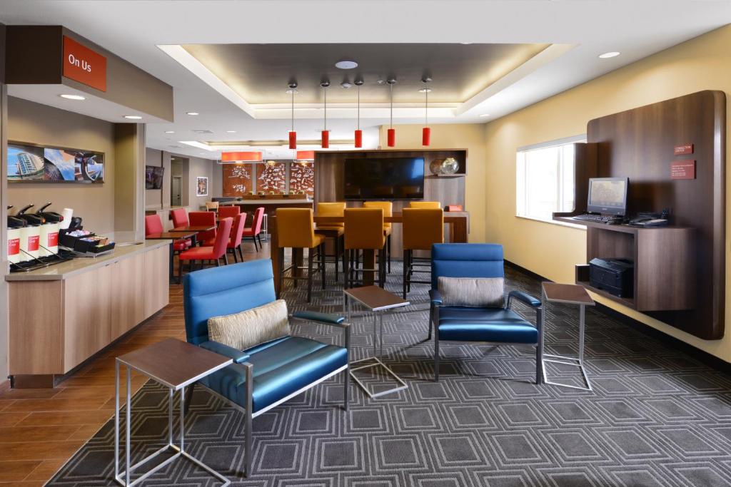 TownePlace Suites by Marriott Houston Galleria Area - image 6