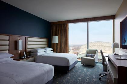 Marriott Marquis Houston - image 9