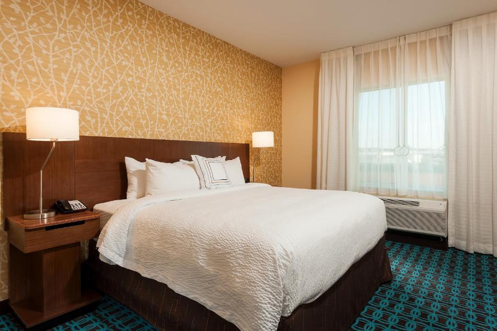 Fairfield Inn by Marriott Houston Northwest/Willowbrook - image 5