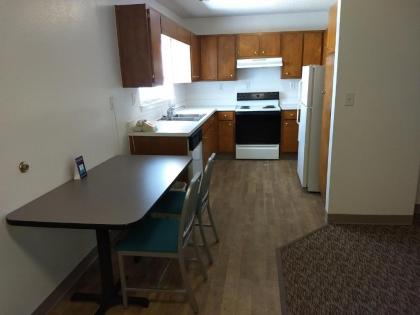 InTown Suites Extended Stay Houston/Cypress Station - image 4