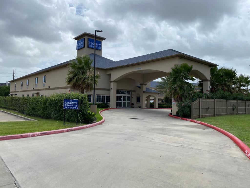 Regency Inn & Suites- NW Houston - main image