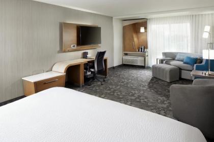 Courtyard by Marriott Houston Intercontinental Airport - image 16