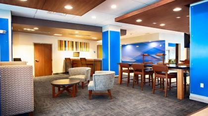 Holiday Inn Express & Suites Houston Southwest Galleria Area an IHG Hotel - image 17