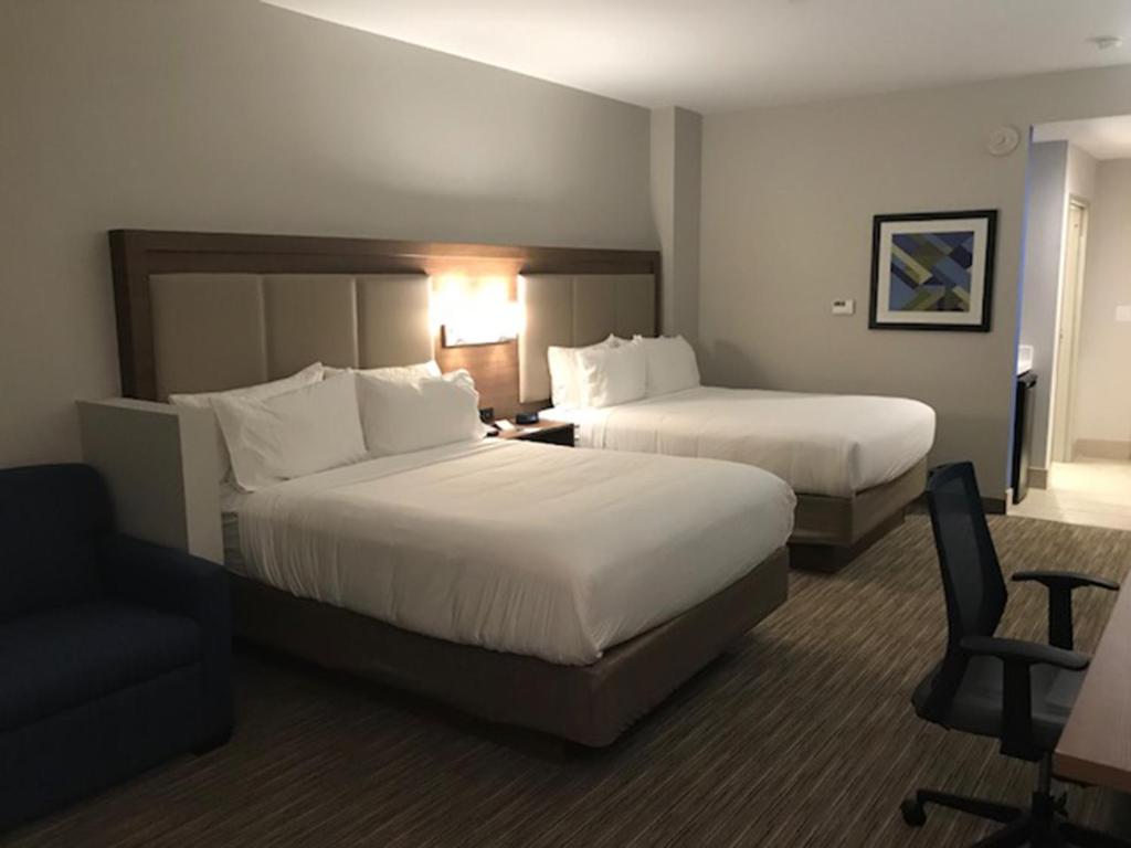 Holiday Inn Express & Suites Houston Southwest Galleria Area an IHG Hotel - image 6