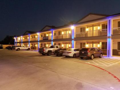 Palace Inn Blue Tomball Parkway - image 15