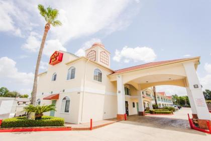 Palace Inn I-10 West & Beltway 8 - image 6