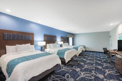 Baymont by Wyndham Houston Hobby Airport - image 15