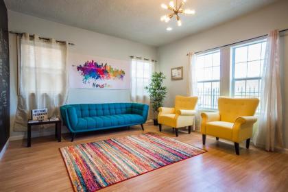 Wanderstay Houston Hostel - image 1