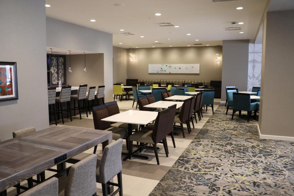 Residence Inn by Marriott Houston Medical Center/NRG Park - image 4