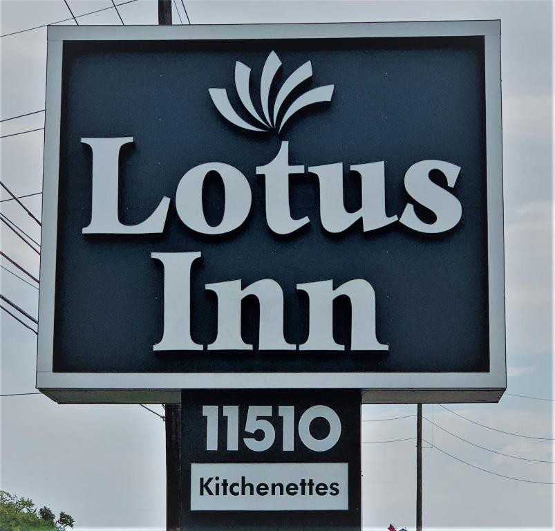 LOTUS INN - main image