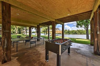 San Jacinto River Home with Deck Games and Grill! - image 9