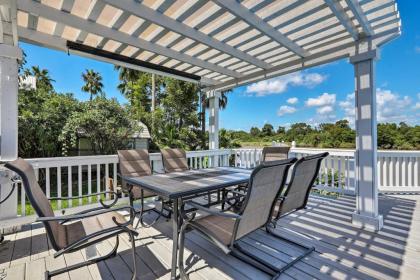 Home with Deck and Dock on San Jacinto River! - image 13