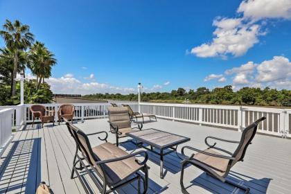 Home with Deck and Dock on San Jacinto River! - image 16