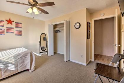 Houston Apt with Private Balcony Downtown 14 Mi - image 8